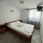 Apartment Athina Karvounades