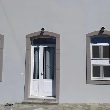 Apartment Athina Karvounades