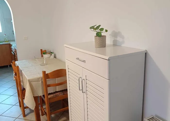 Athina Apartamento *